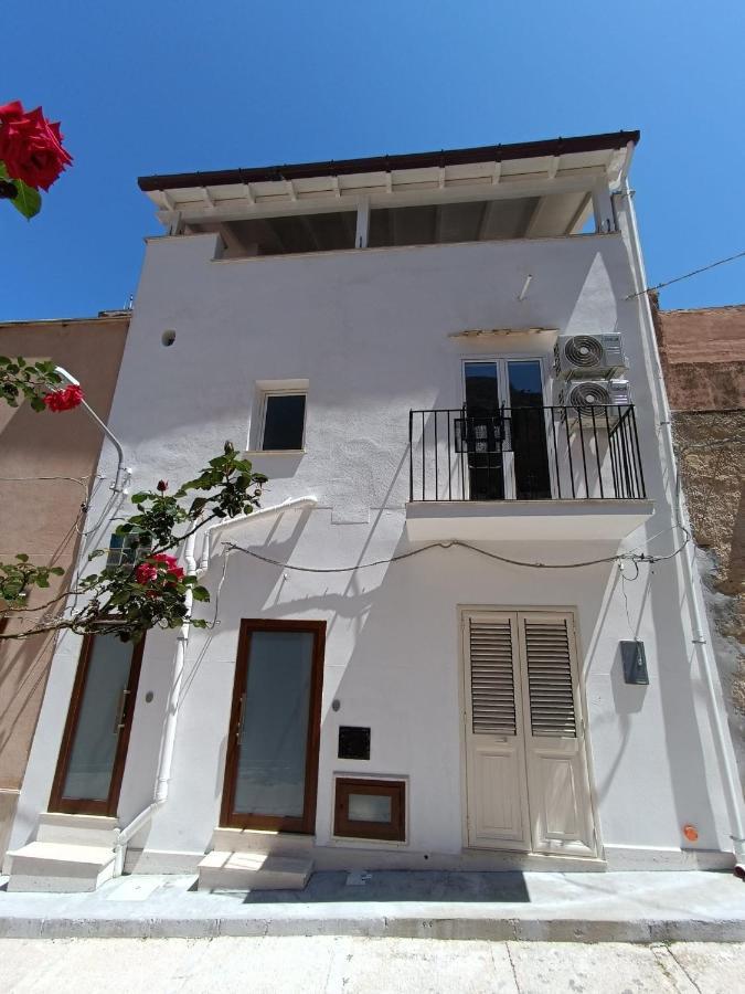 Casa Vacanze A&G กัสเตลลัมมาเร เดล โกลโฟ ภายนอก รูปภาพ
