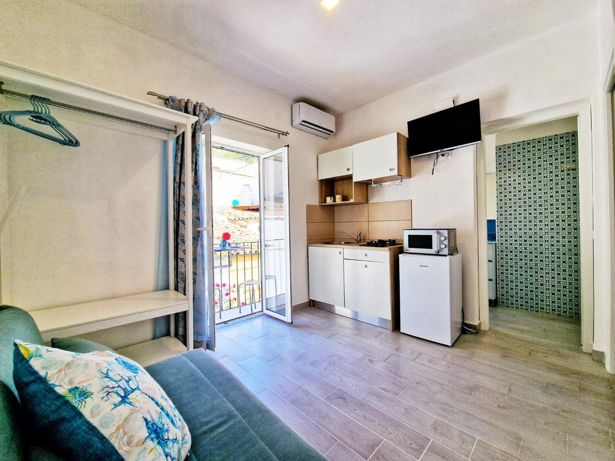 Casa Vacanze A&G กัสเตลลัมมาเร เดล โกลโฟ ภายนอก รูปภาพ